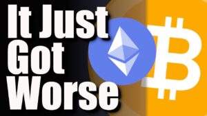 Something Weird Is Happening The U.S. Dollar Is On Its Way Out & People Are Buying A LOT Of Bitcoin